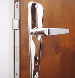 Locksmith 33178 Free Estimate